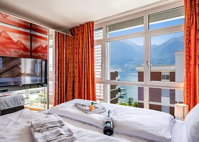 Divina - Happy * Minusio